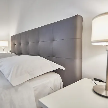 Moderno Trilocale Moscova Brera Apartamento Milão Exterior foto